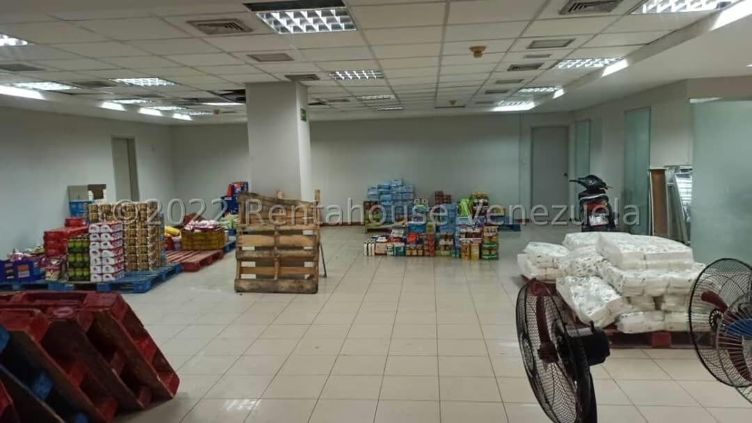 Comercial (Local Comercial) en Venta en Santa Rosa de Lima, Distrito Metropolitano - 24