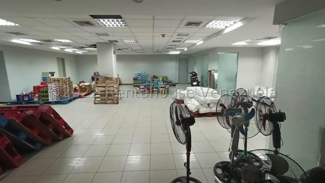 Comercial (Local Comercial) en Venta en Santa Rosa de Lima, Distrito Metropolitano - 25