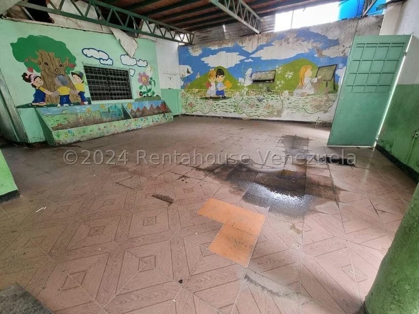 Terreno (Comercial) en Venta en Parroquia Catedral, Lara - 13