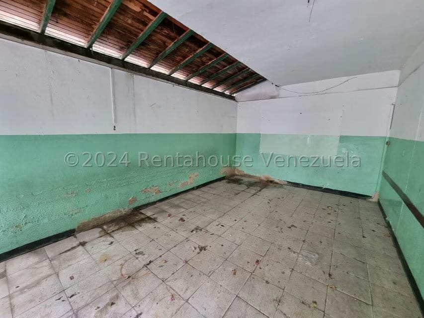 Terreno (Comercial) en Venta en Parroquia Catedral, Lara - 17