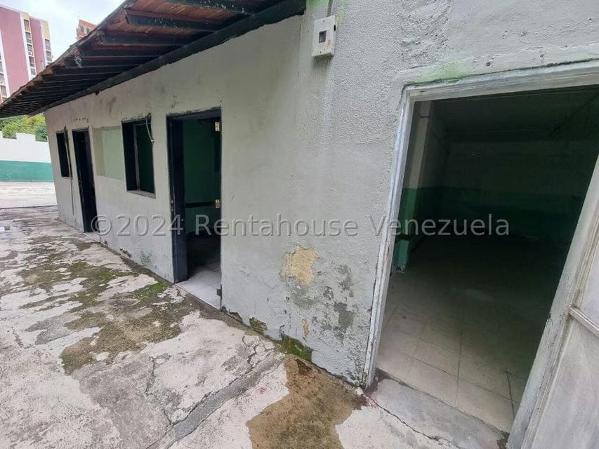 Terreno (Comercial) en Venta en Parroquia Catedral, Lara - 5