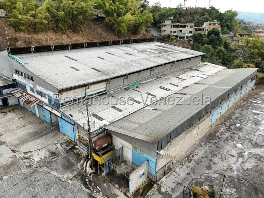 Comercial (Galpon - Deposito) en Venta en Mariche, Distrito Metropolitano - 2