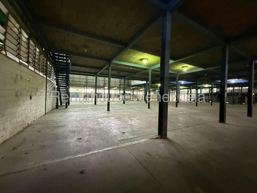 Comercial (Galpon - Deposito) en Venta en Mariche, Distrito Metropolitano - 24