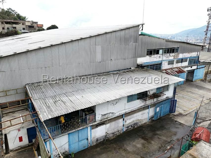 Comercial (Galpon - Deposito) en Venta en Mariche, Distrito Metropolitano - 48