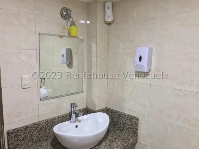 Comercial (Local Comercial) en Venta en Tierra Negra, Zulia - 16
