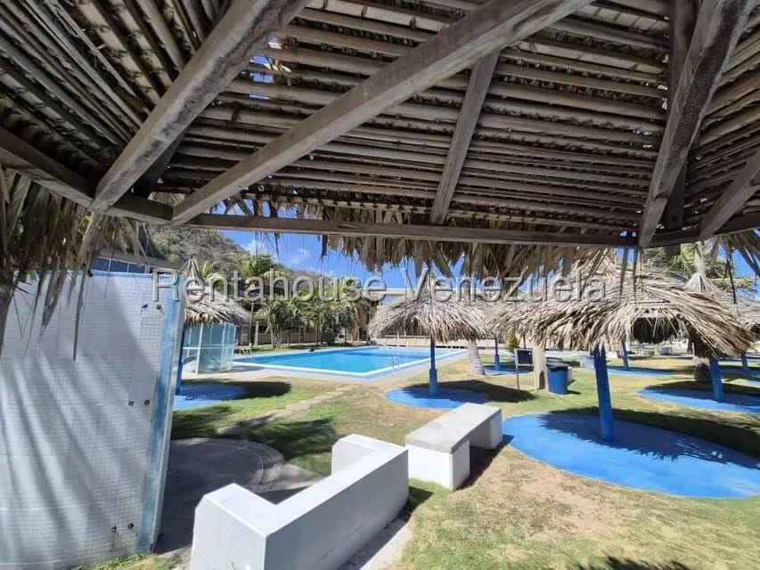 Apartamento (1 Nivel) en Alquiler en Tanaguarenas, Vargas - 11