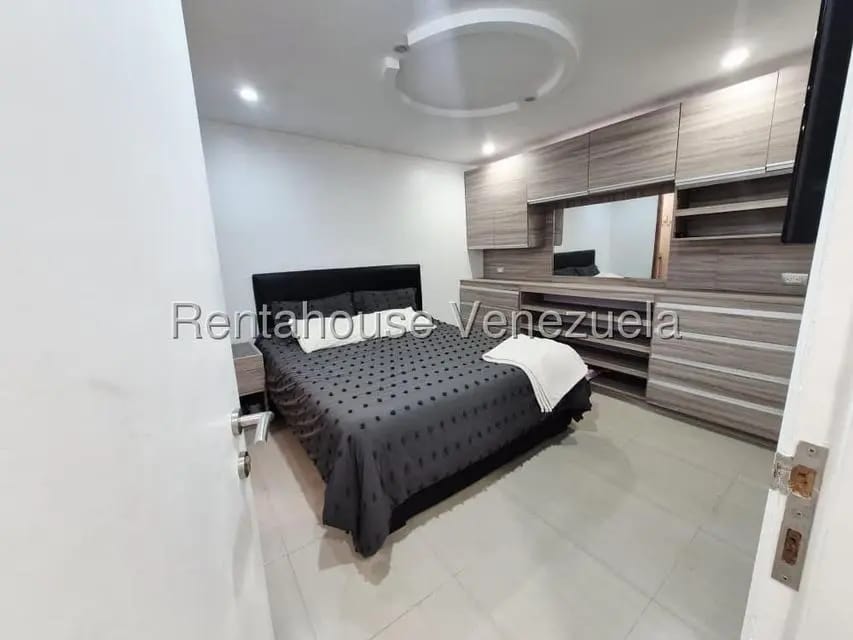 Apartamento (1 Nivel) en Alquiler en Tanaguarenas, Vargas - 23