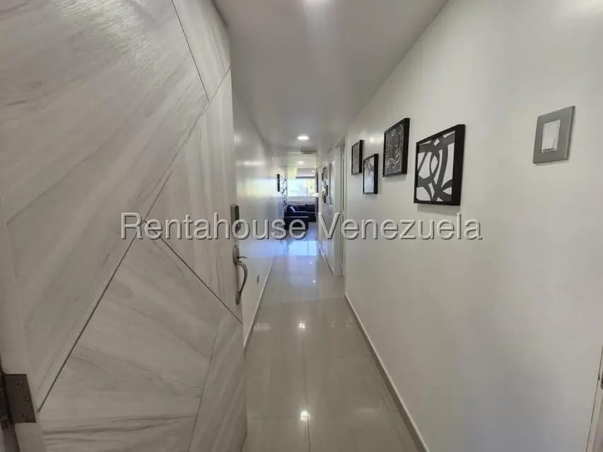 Apartamento (1 Nivel) en Alquiler en Tanaguarenas, Vargas - 24