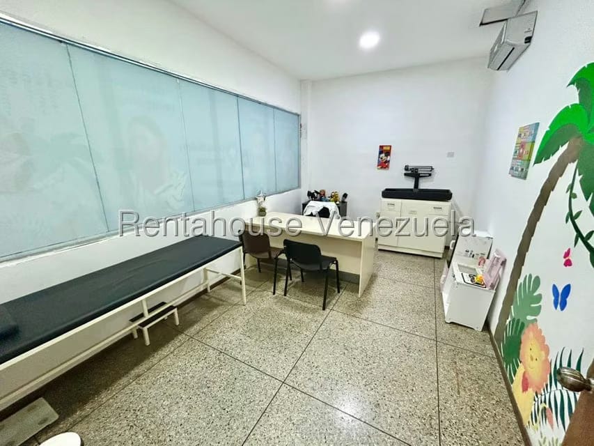 Comercial (Consultorio Medico) en Alquiler en Centro, Lara - 2