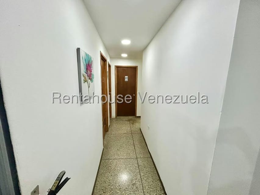Comercial (Consultorio Medico) en Alquiler en Centro, Lara - 8