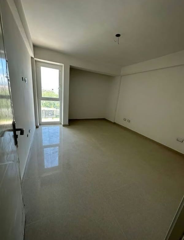 Apartamento de 51 mts en Urb. Dumar - 3