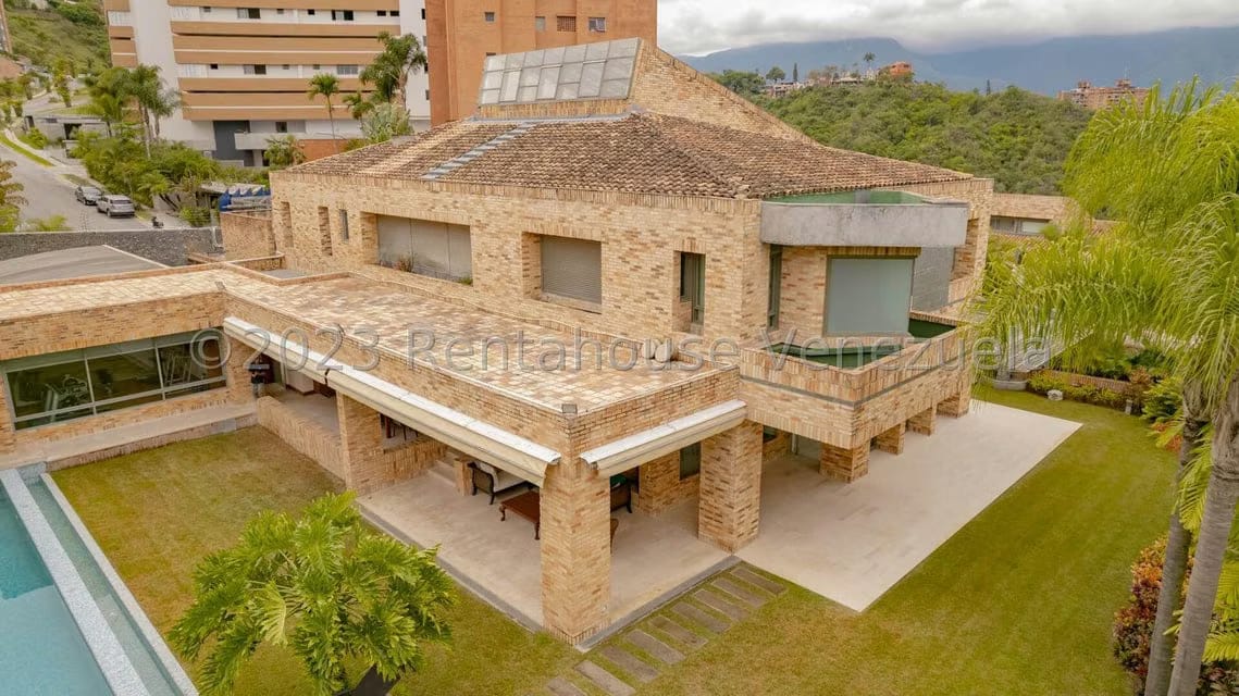 Casa (Multipes Niveles) en Venta en Mirador de Los Campitos I, Distrito Metropolitano - 2