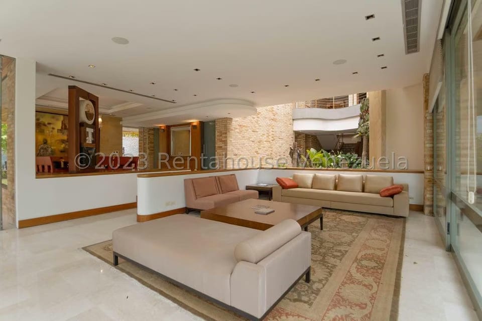 Casa (Multipes Niveles) en Venta en Mirador de Los Campitos I, Distrito Metropolitano - 11