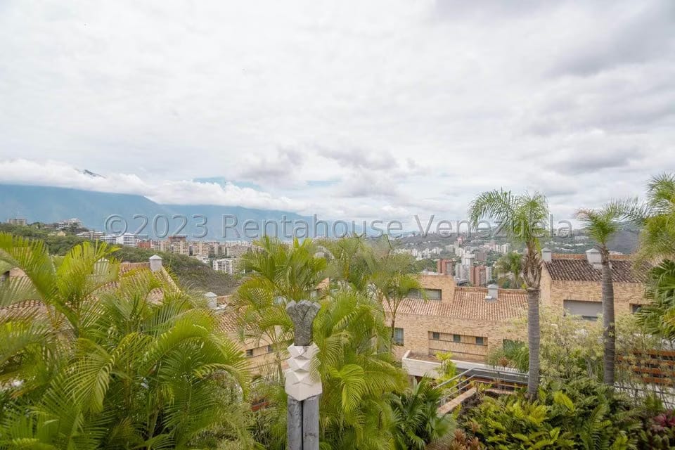 Casa (Multipes Niveles) en Venta en Mirador de Los Campitos I, Distrito Metropolitano - 28