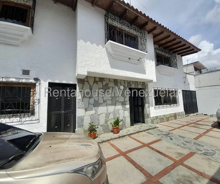 Casa (Duplex) en Venta en Colinas de Bello Monte, Distrito Metropolitano