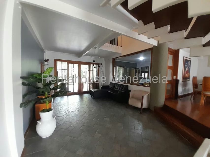 Casa (Duplex) en Venta en Colinas de Bello Monte, Distrito Metropolitano - 12