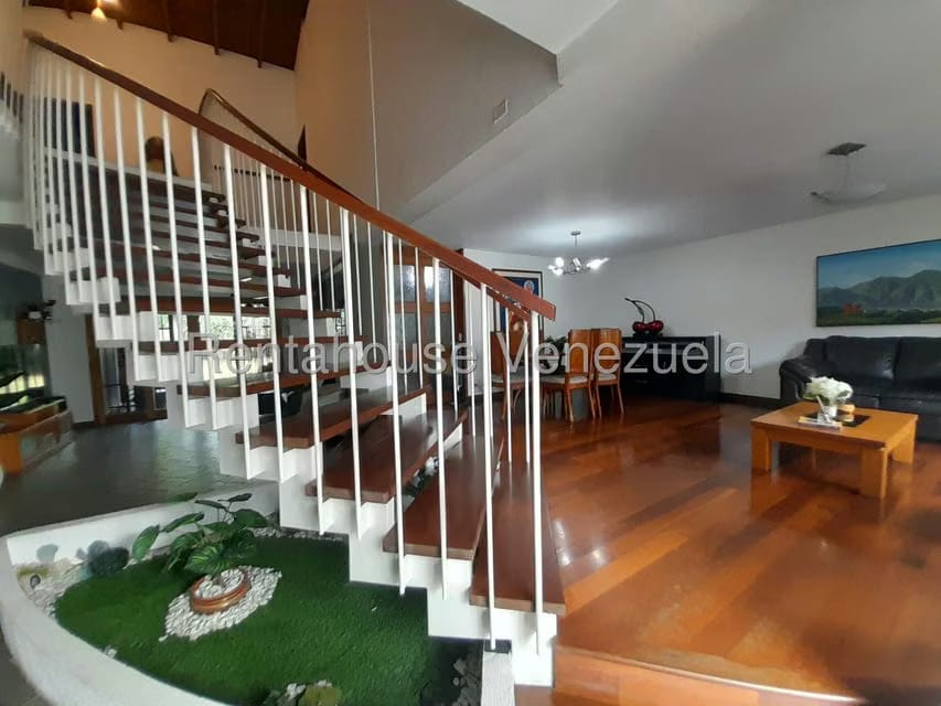 Casa (Duplex) en Venta en Colinas de Bello Monte, Distrito Metropolitano - 3