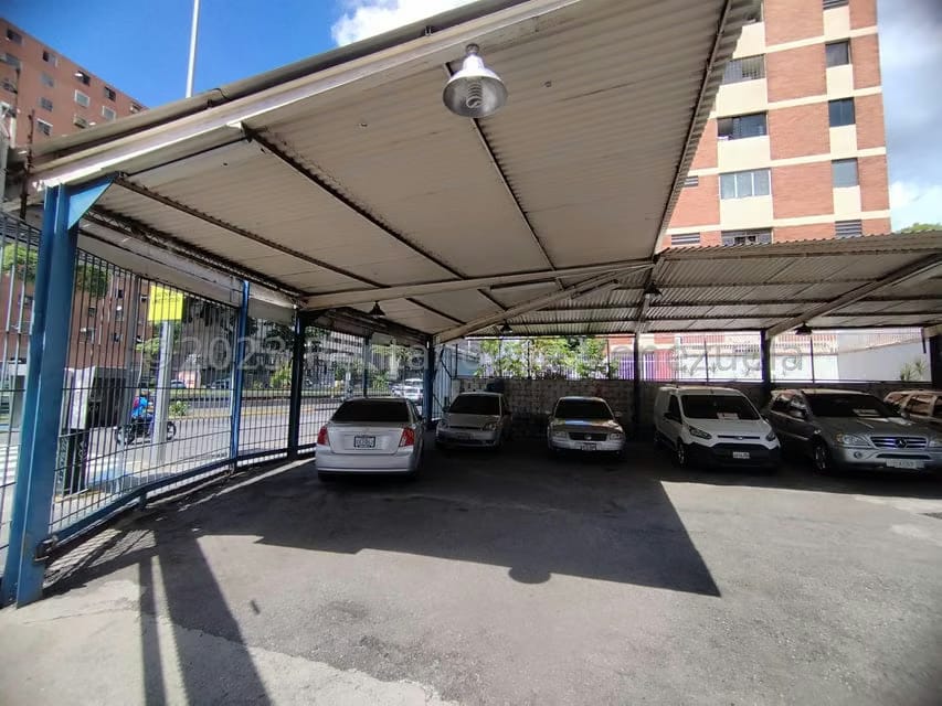 Comercial (Local Comercial) en Venta en Sabana Grande, Distrito Metropolitano - 3