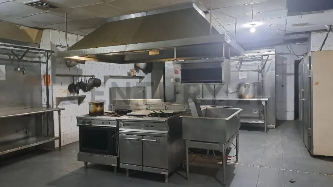ML - Venta Local en Centro Comercial Buenaventura - 12