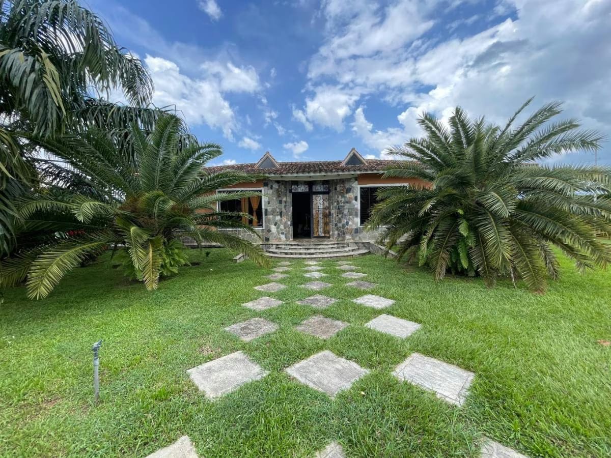 En Venta Casa en Safari Sector Casa Miel