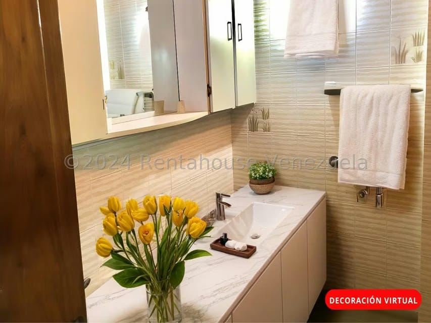 Casa (Multipes Niveles) en Venta en Cumbres de Curumo, Distrito Metropolitano - 50