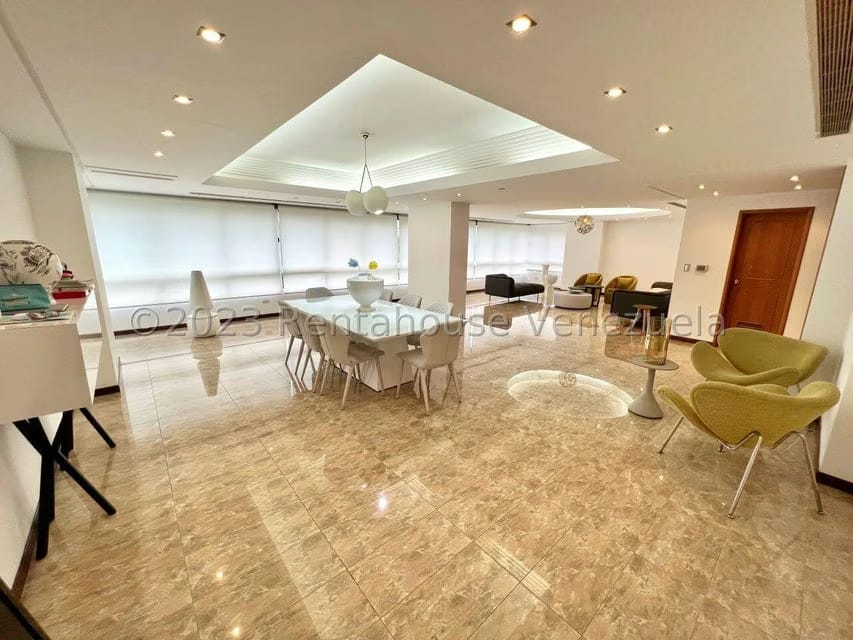Apartamento (1 Nivel) en Venta en Miranda, Distrito Metropolitano - 2