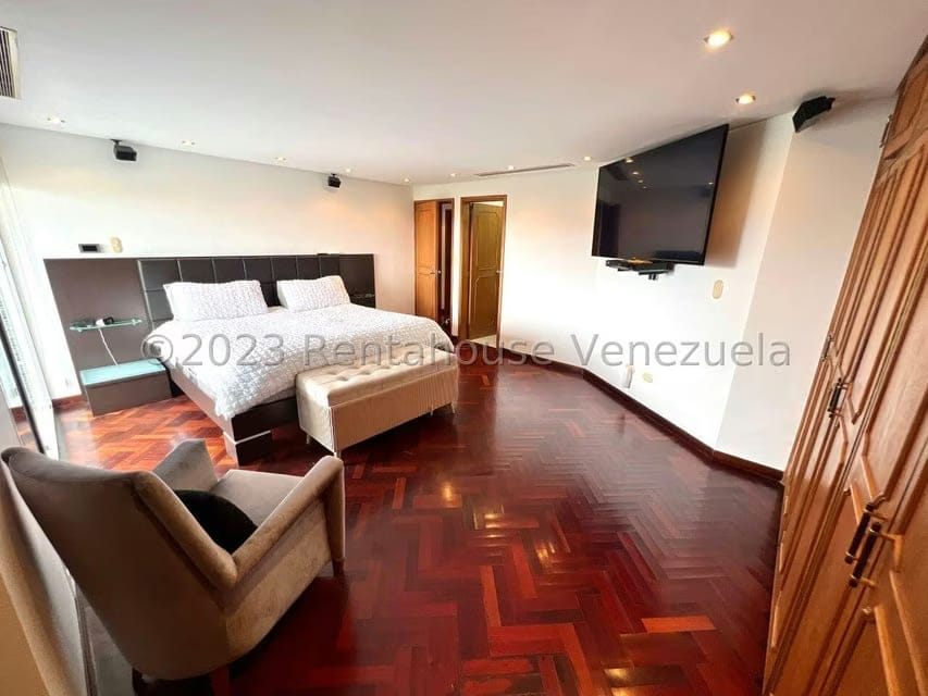 Apartamento (1 Nivel) en Venta en Miranda, Distrito Metropolitano - 19