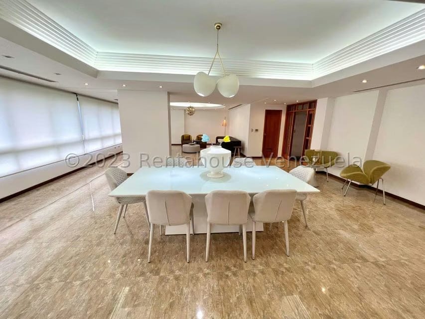 Apartamento (1 Nivel) en Venta en Miranda, Distrito Metropolitano - 4