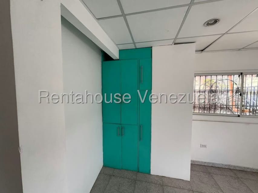 Comercial (Oficina) en Alquiler en Los Chaguaramos, Distrito Metropolitano - 15