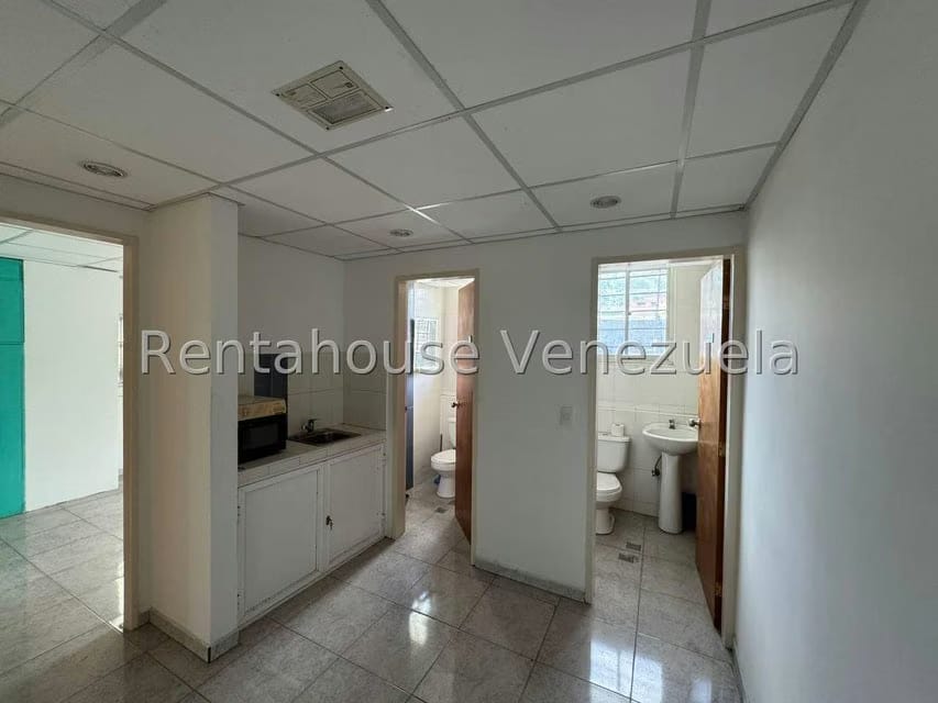 Comercial (Oficina) en Alquiler en Los Chaguaramos, Distrito Metropolitano - 7