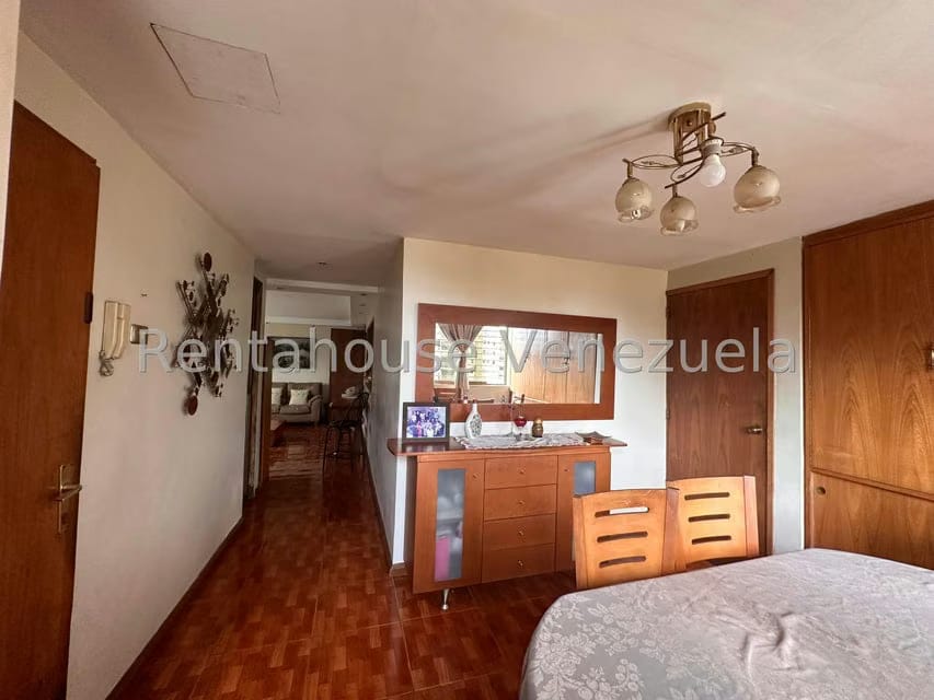 Casa (Multipes Niveles) en Venta en Las Palmas, Distrito Metropolitano - 4