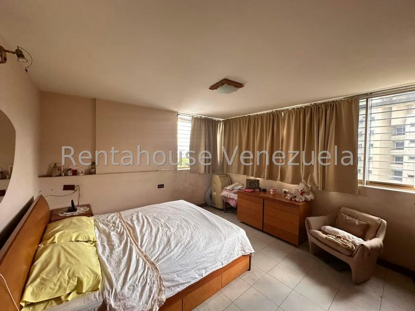 Casa (Multipes Niveles) en Venta en Las Palmas, Distrito Metropolitano - 7