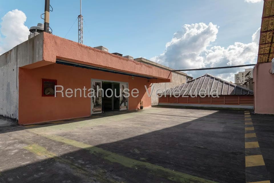 Negocios y Empresas (Comercio) en Venta en El Valle, Distrito Metropolitano - 2