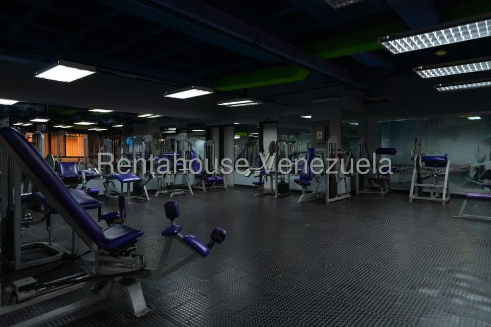 Negocios y Empresas (Comercio) en Venta en El Valle, Distrito Metropolitano - 17