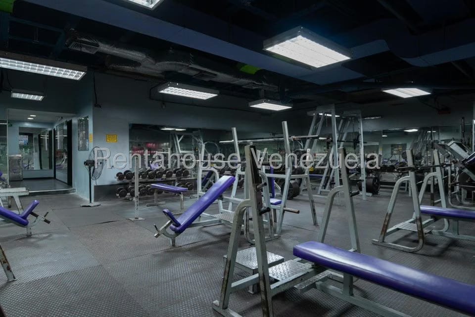 Negocios y Empresas (Comercio) en Venta en El Valle, Distrito Metropolitano - 25