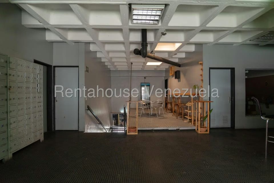 Negocios y Empresas (Comercio) en Venta en El Valle, Distrito Metropolitano - 31