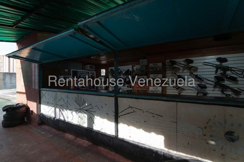 Negocios y Empresas (Comercio) en Venta en El Valle, Distrito Metropolitano - 36