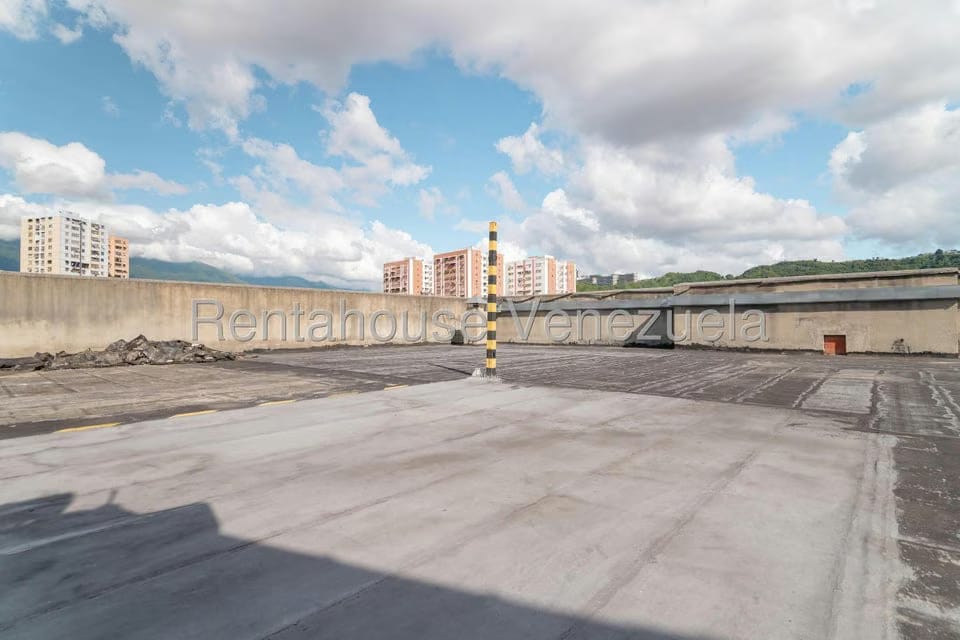 Negocios y Empresas (Comercio) en Venta en El Valle, Distrito Metropolitano - 50