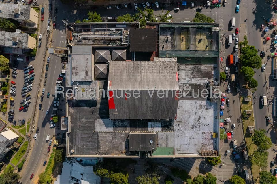 Negocios y Empresas (Comercio) en Venta en El Valle, Distrito Metropolitano - 57