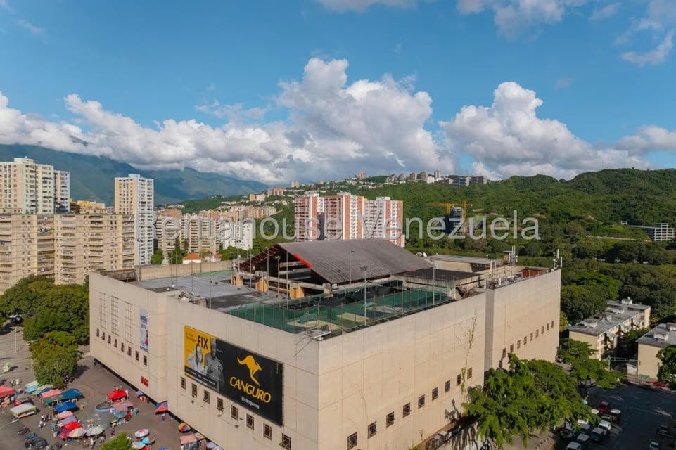Negocios y Empresas (Comercio) en Venta en El Valle, Distrito Metropolitano - 60