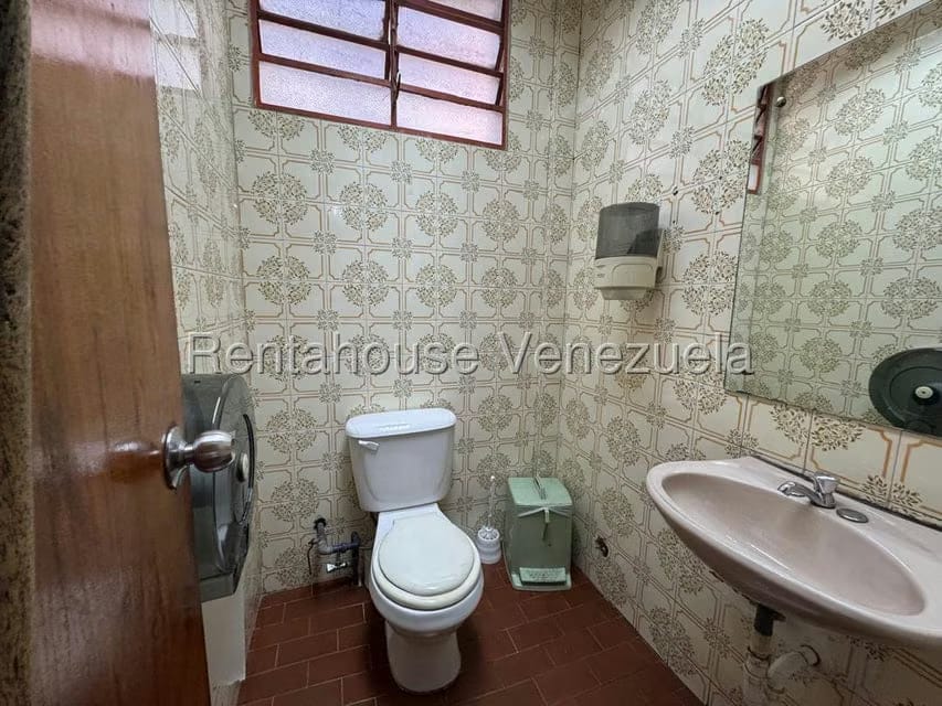 Comercial (Oficina) en Alquiler en La California Sur, Distrito Metropolitano - 17