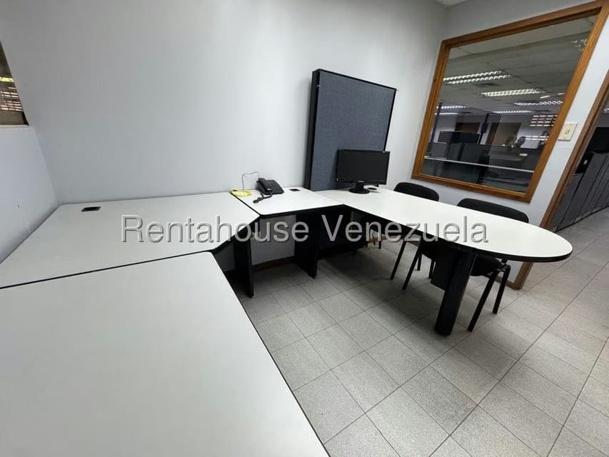 Comercial (Oficina) en Alquiler en La California Sur, Distrito Metropolitano - 8