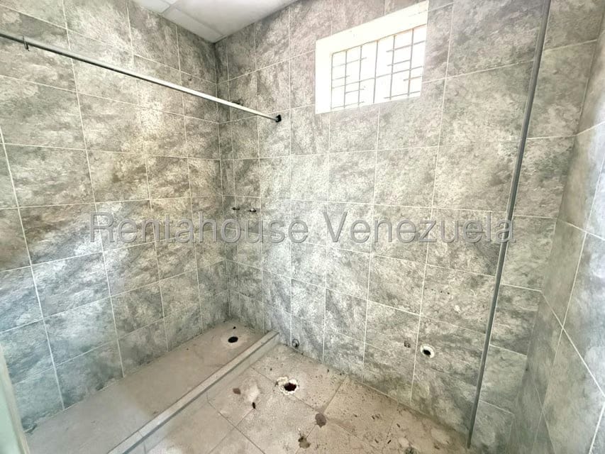 Comercial (Local Comercial) en Venta en Sarria, Distrito Metropolitano - 17