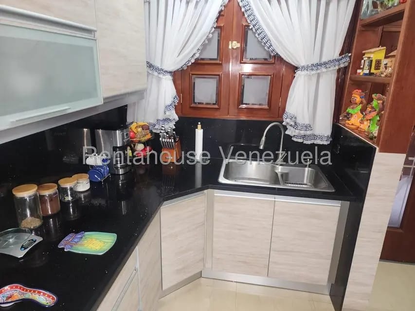 Apartamento (1 Nivel) en Venta en Las Salias, Miranda - 28