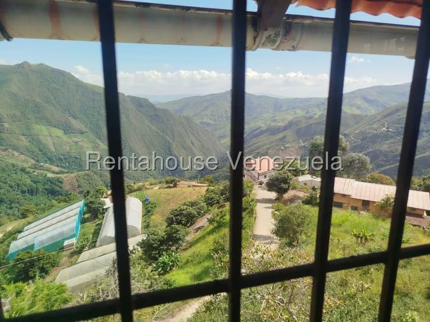 Casa (Casas de Campo) en Venta en La Colonia Tovar, Aragua - 24