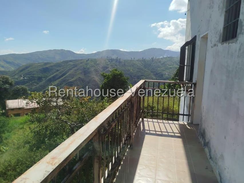 Casa (Casas de Campo) en Venta en La Colonia Tovar, Aragua - 37