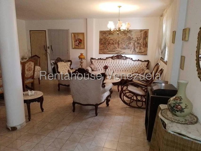 Casa (Duplex) en Venta en La Tahona, Distrito Metropolitano - 7