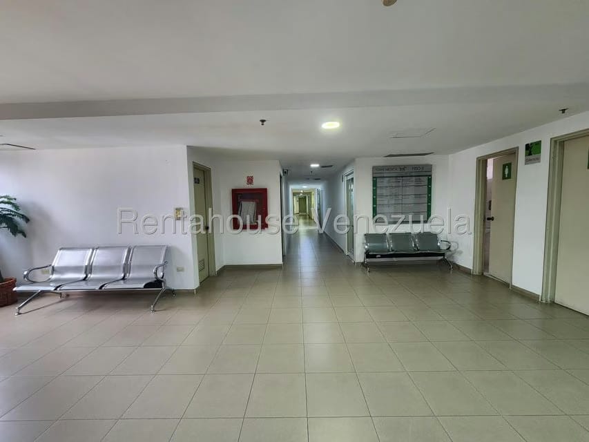 Comercial (Consultorio Medico) en Alquiler en Terrazas del Club Hipico, Distrito Metropolitano - 12