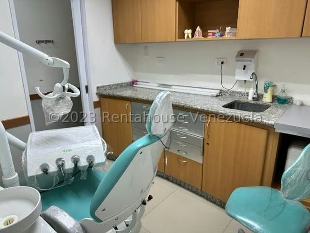 Comercial (Consultorio Medico) en Venta en El Castillejo, Miranda - 16