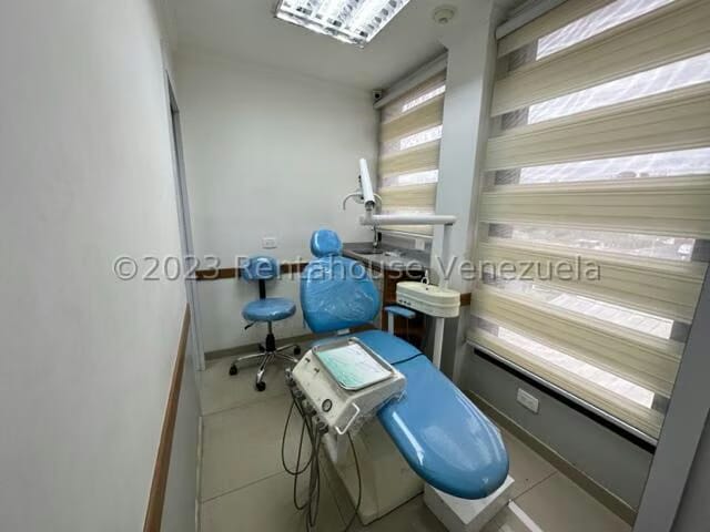 Comercial (Consultorio Medico) en Venta en El Castillejo, Miranda - 10
